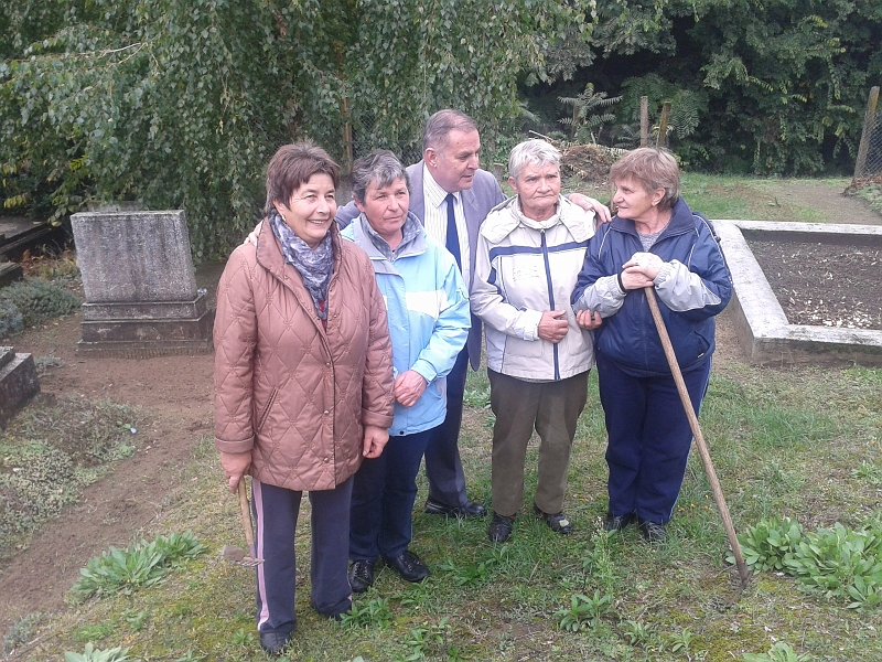 2013-10-10 11.58.26.jpg